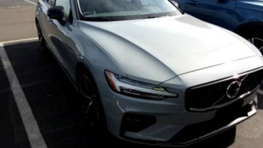 2024 Volvo S60 Core — Sedan — 15,713 mi — Highland Park, IL