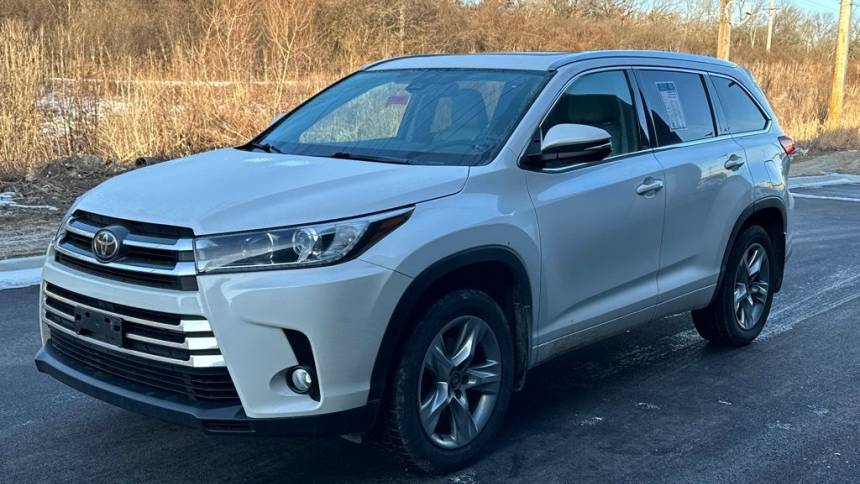 2018 Toyota Highlander Limited — SUV — 47,602 mi — Highland Park, IL