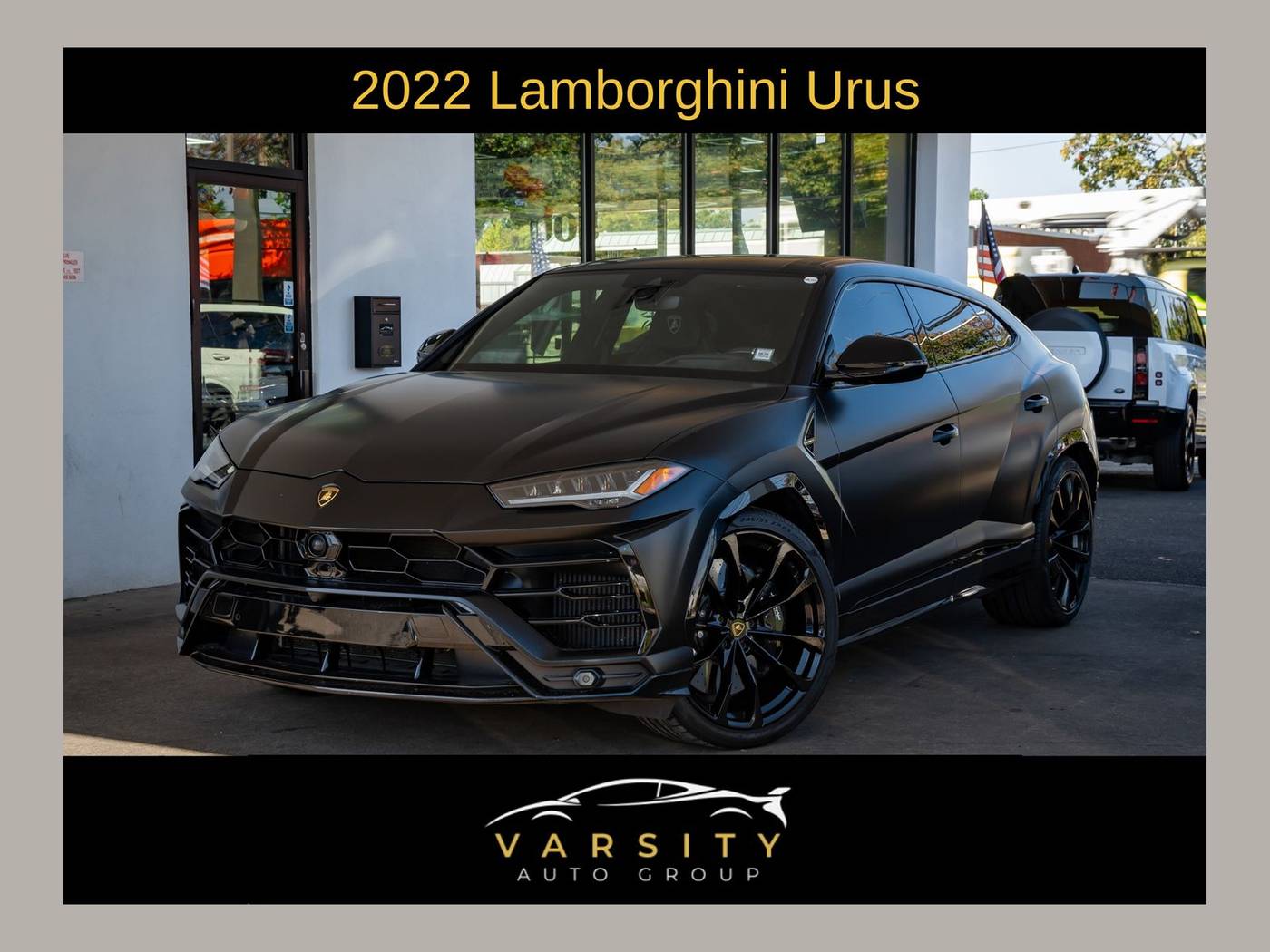 2022 Lamborghini Urus Standard