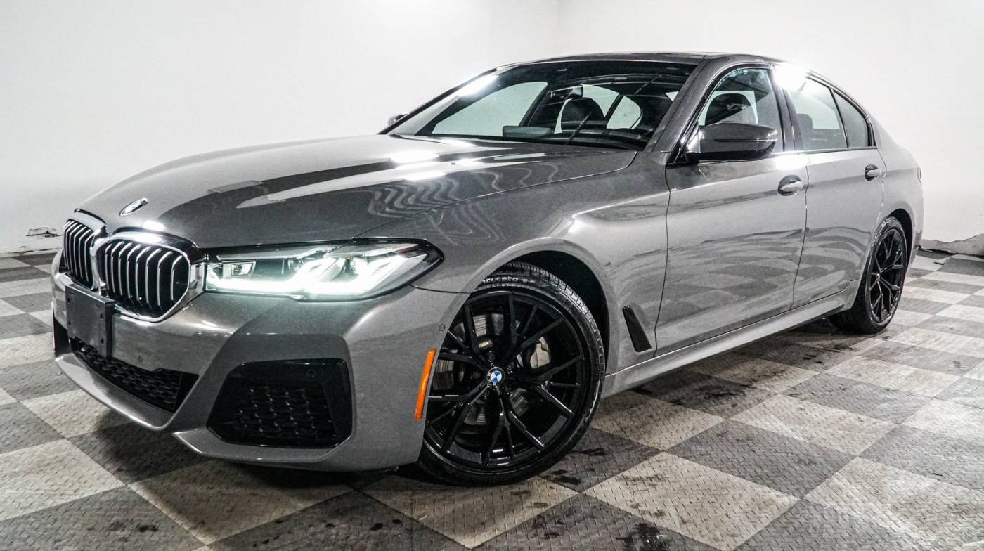 2022 BMW 5 Series 530i — Sedan — 29,567 mi — Westbury, NY