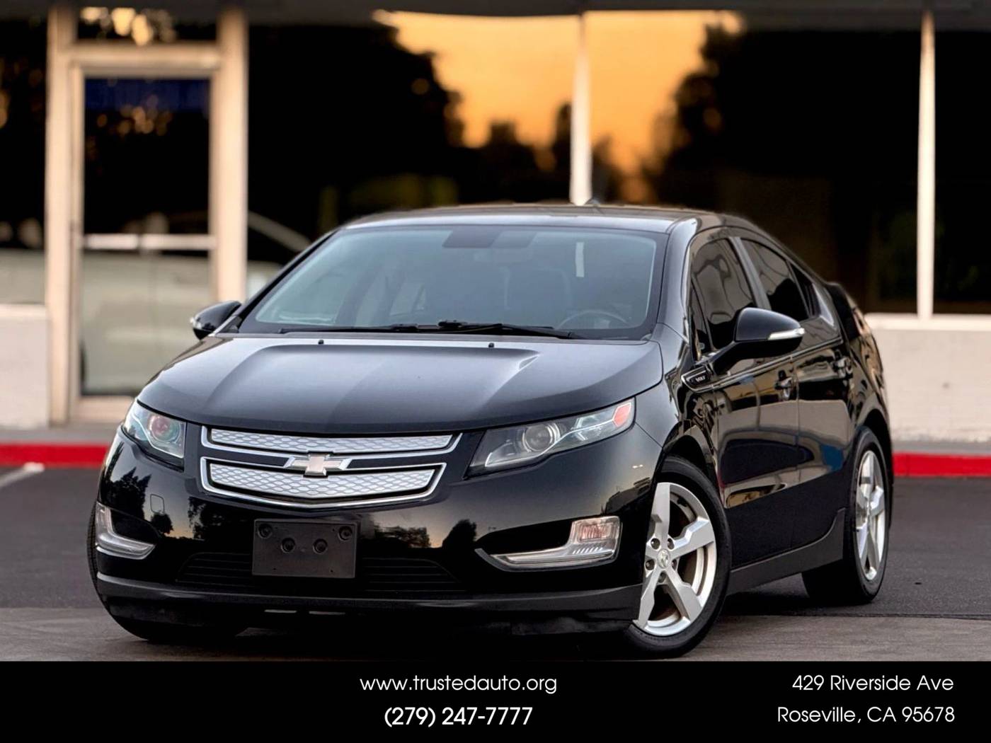 2013 Chevrolet Volt Base — Sedan — 122,372 mi — West Sacramento, CA