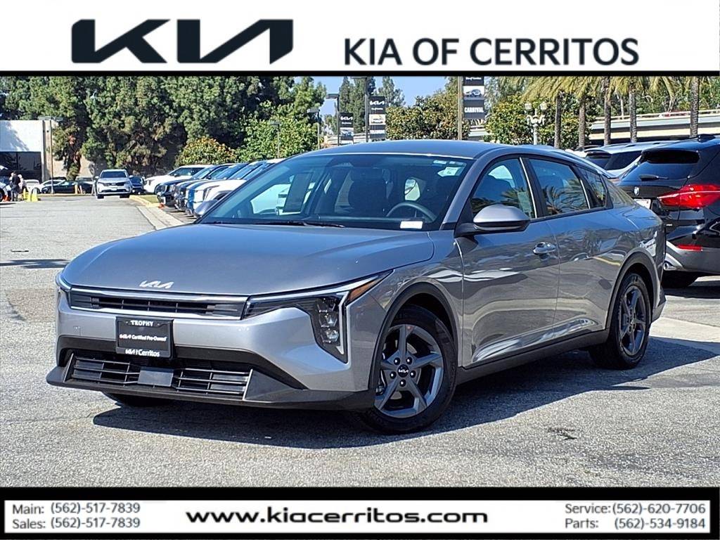 2025 Kia K4 LXS — Sedan — 5,124 mi — Cerritos, CA