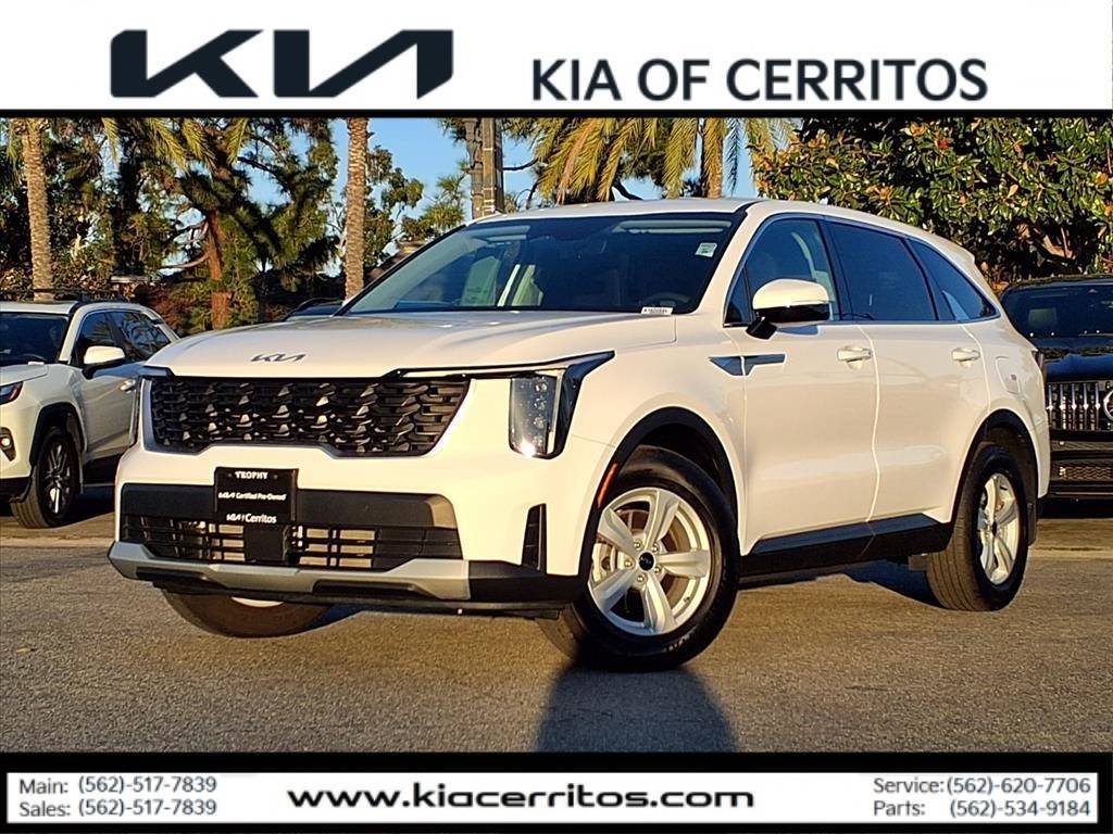2025 Kia Sorento LX — SUV — 5,726 mi — Cerritos, CA