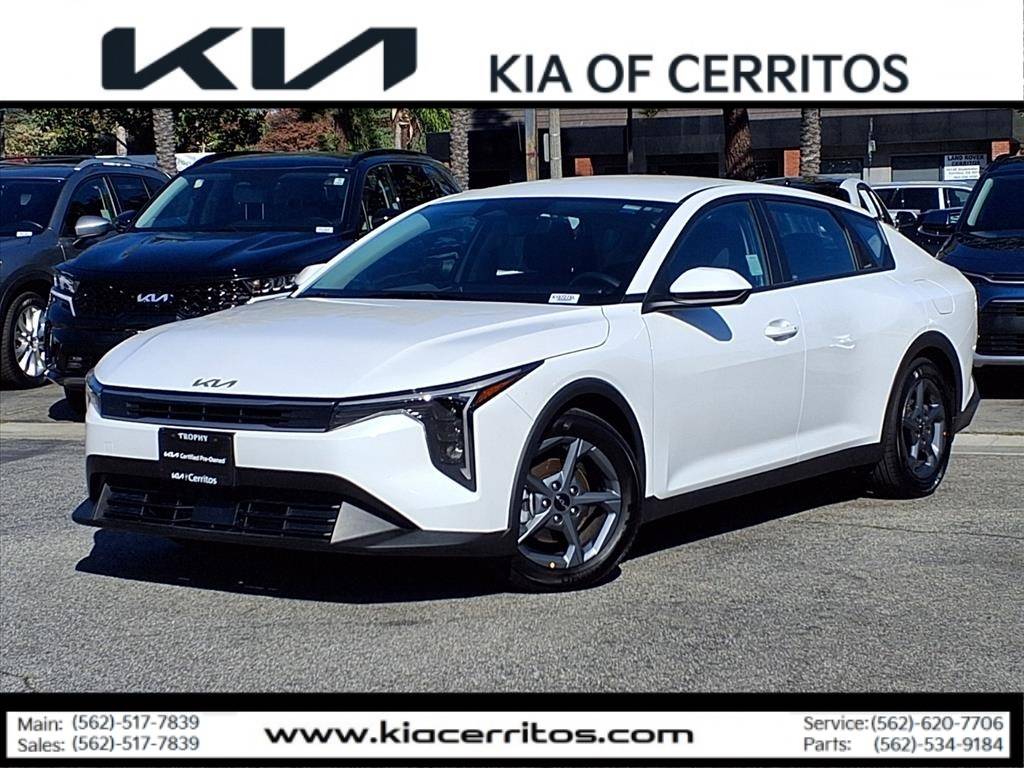 2025 Kia K4 LXS — Sedan — 3,212 mi — Cerritos, CA