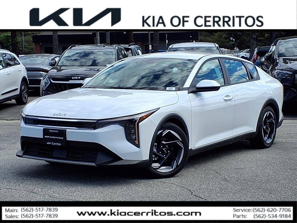 2025 Kia K4 EX — Sedan — 2,236 mi — Cerritos, CA