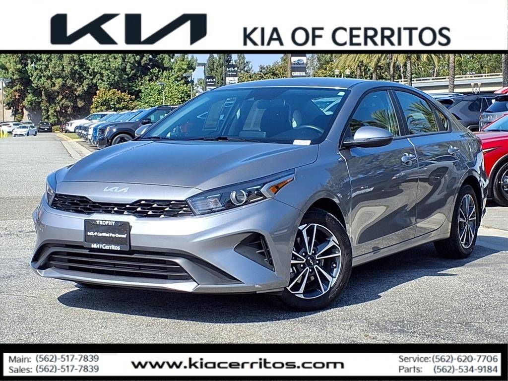 2023 Kia Niro Hybrid EX — SUV — 29,005 mi — Cerritos, CA