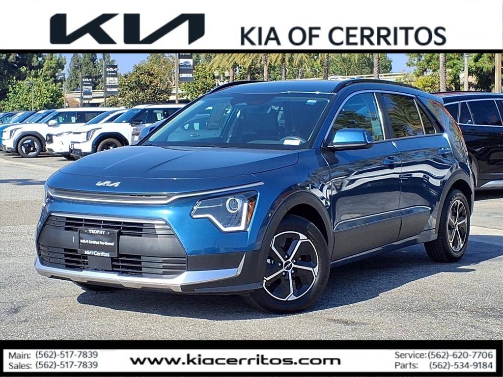 2025 Kia Niro Hybrid EX — SUV — 3,429 mi — Cerritos, CA