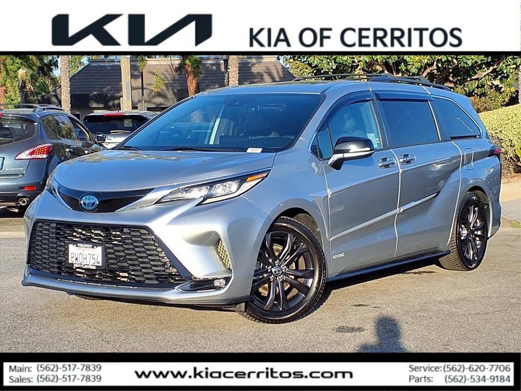 2021 Toyota Sienna XSE — Minivan — 37,025 mi — Cerritos, CA
