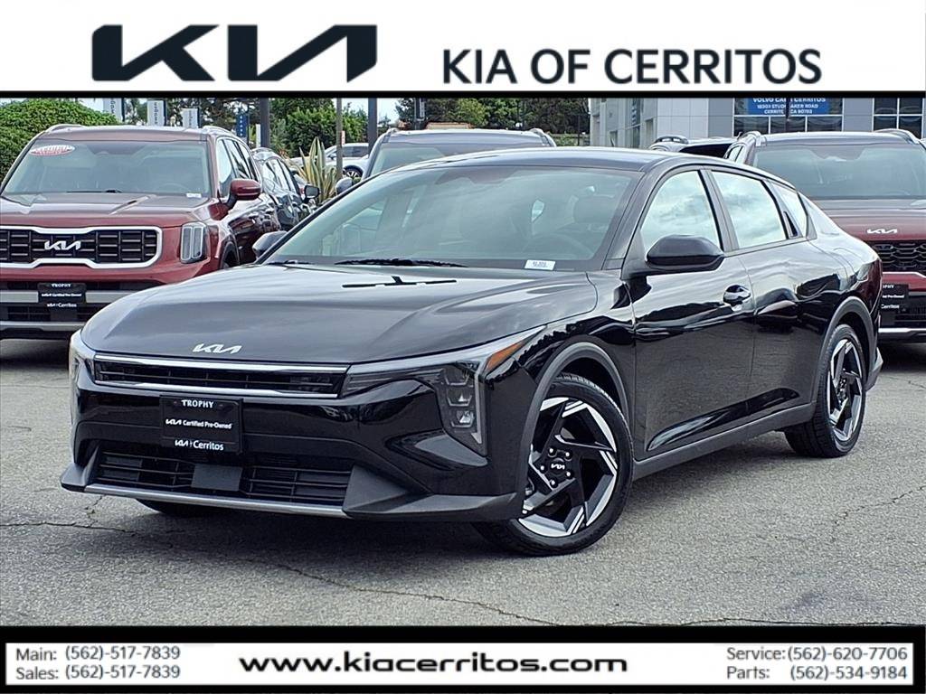 2025 Kia K4 EX — Sedan — 4,501 mi — Cerritos, CA