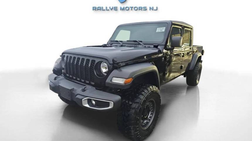 2023 Jeep Gladiator Sport — Pickup Truck — 8,864 mi — South Amboy, NJ