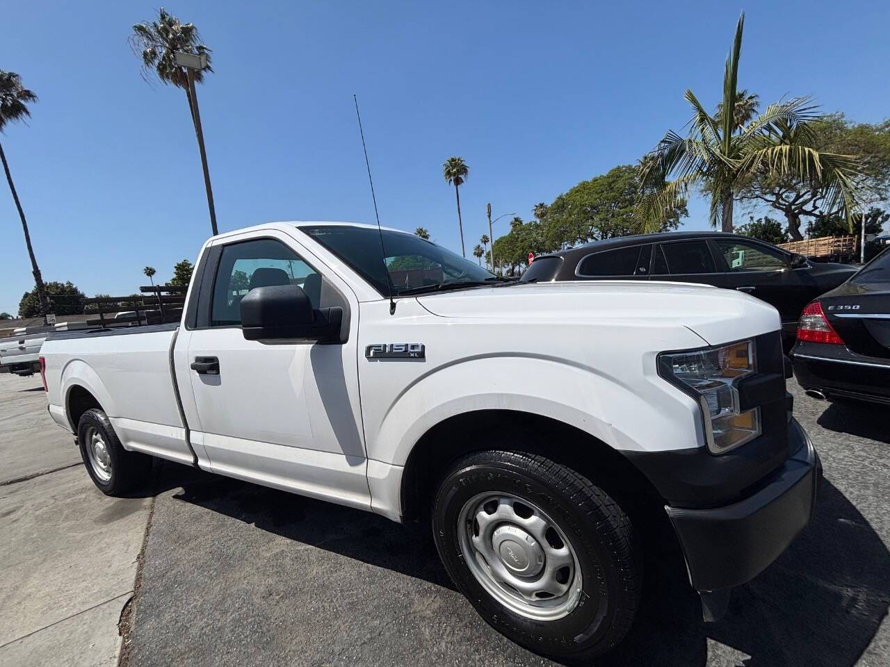 2017 Ford F-150 XL — Pickup Truck — 100,500 mi — Anaheim, CA