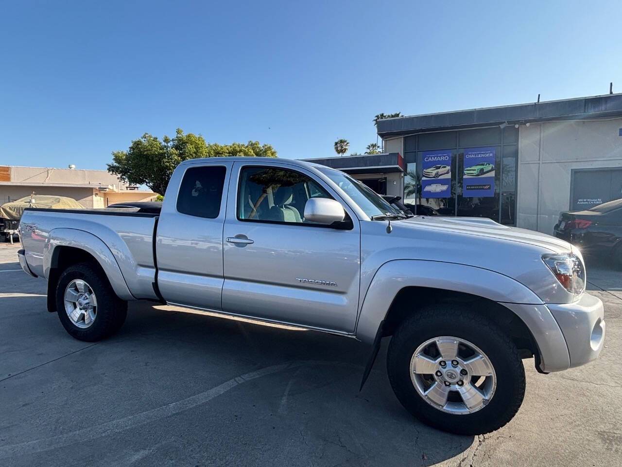 2009 Toyota Tacoma Base — Pickup Truck — 118,900 mi — Anaheim, CA