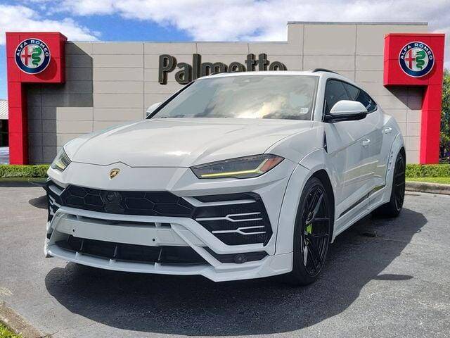 2020 Lamborghini Urus Standard