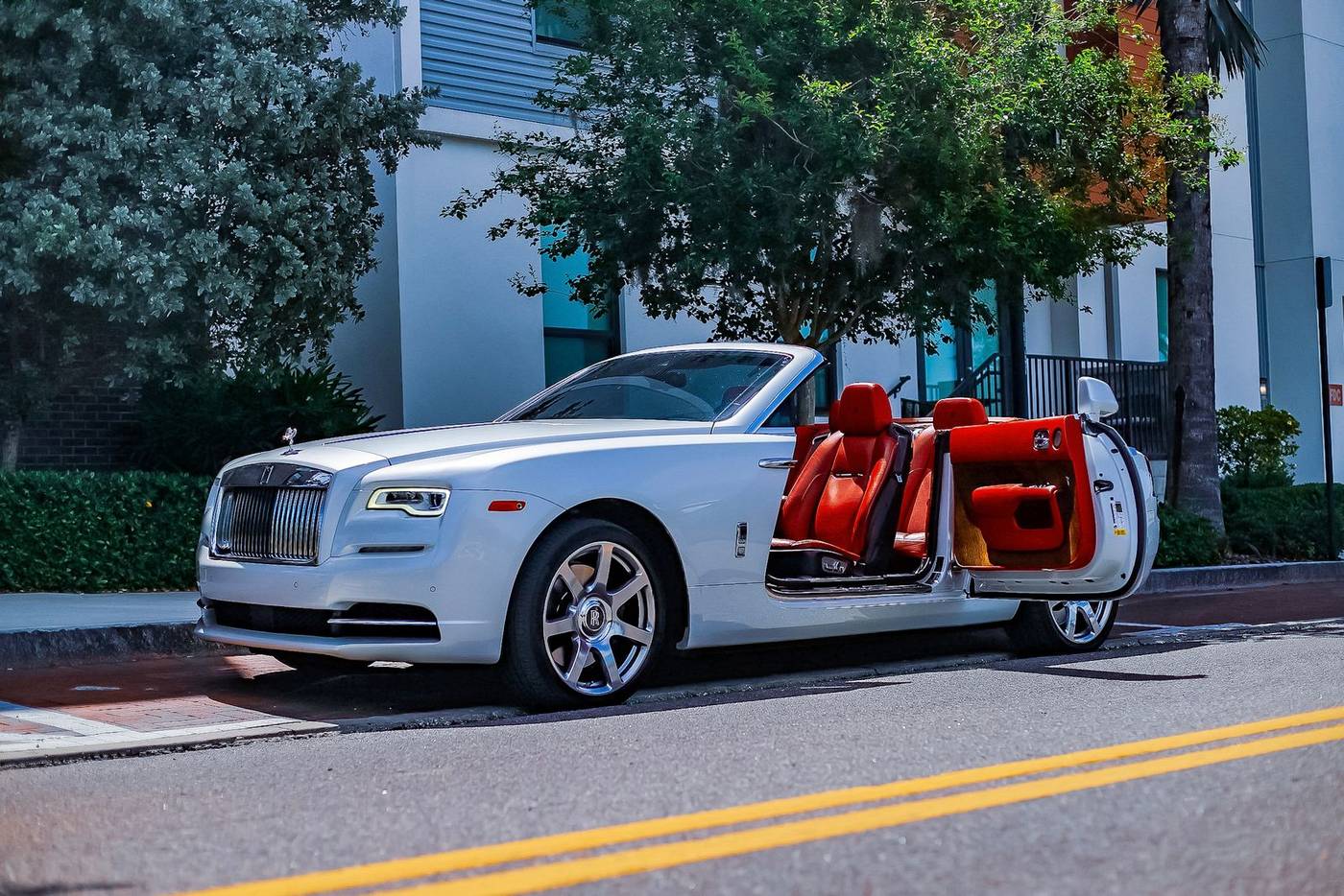 2016 Rolls-Royce Dawn