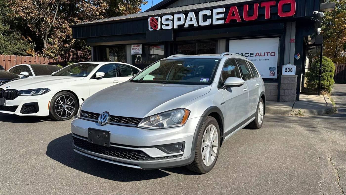 2017 Volkswagen Golf Alltrack SE — Wagon — 112,751 mi — East Brunswick, NJ