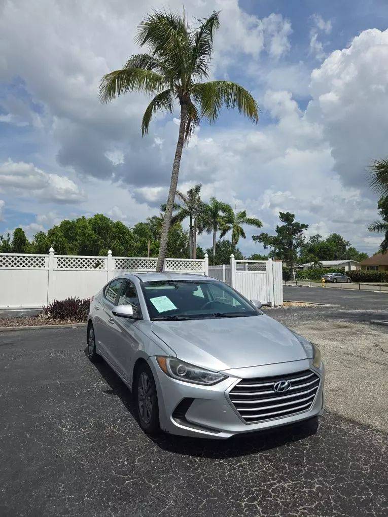 2018 Hyundai Elantra SEL — Sedan — 60,887 mi — Fort Myers, FL