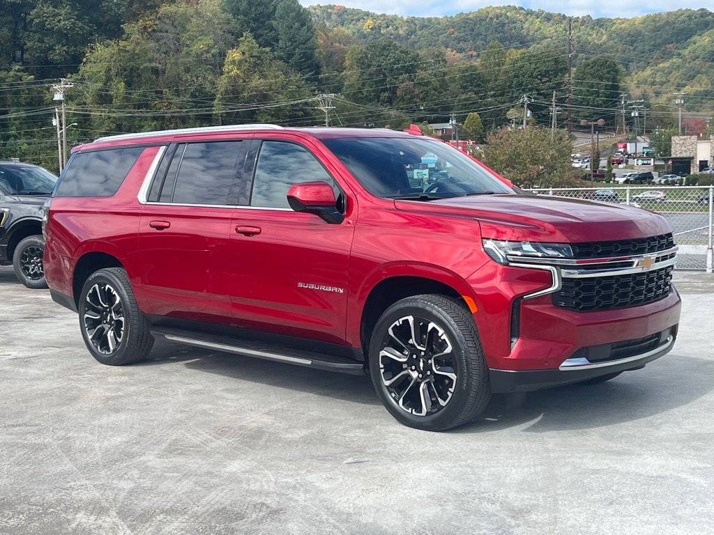 2023 Chevrolet Suburban LS — SUV — 45,855 mi — Waynesville, NC