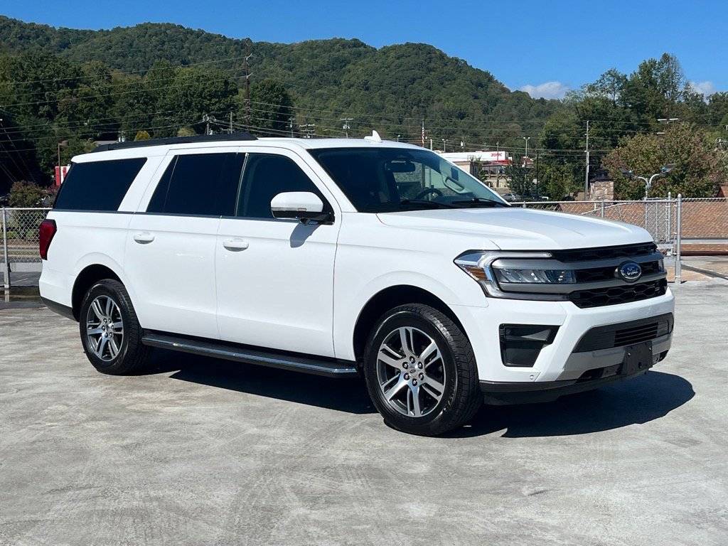 2023 Ford Expedition XLT — SUV — 27,698 mi — Waynesville, NC