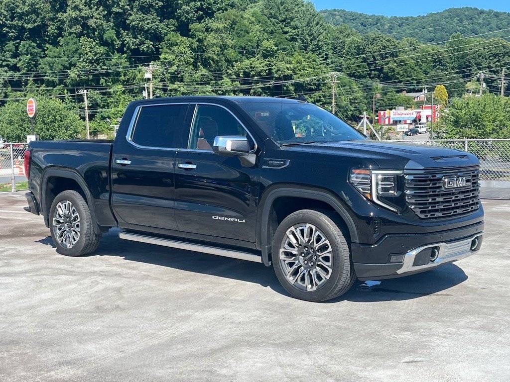 2023 GMC Sierra 1500 Denali Ultimate — Pickup Truck — 15,756 mi — Waynesville, NC