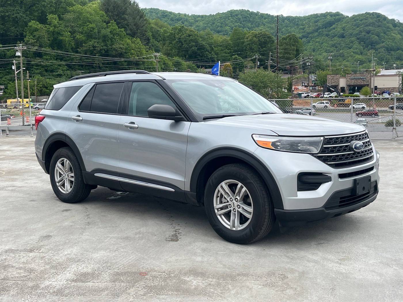 2023 Ford Explorer XLT — SUV — 64,476 mi — Waynesville, NC
