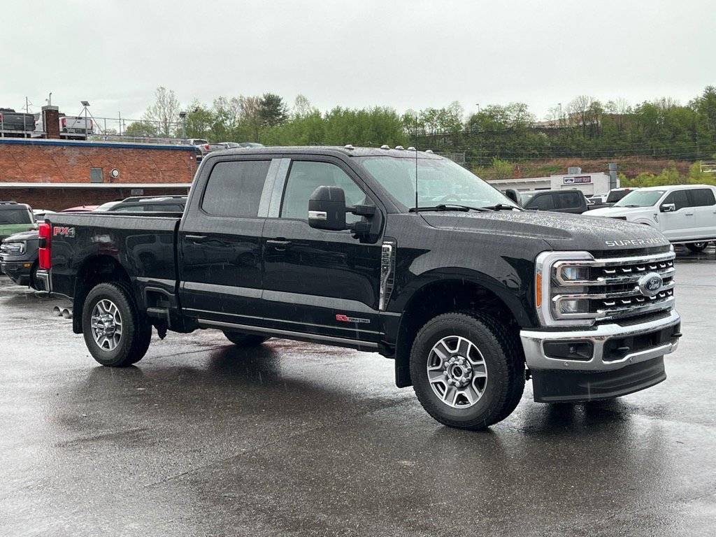 2023 Ford Super Duty F-250 LARIAT — Pickup Truck — 14,354 mi — Waynesville, NC