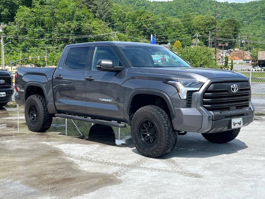 2022 Toyota Tundra SR5 — Pickup Truck — 44,339 mi — Waynesville, NC