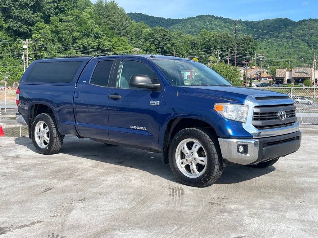 2015 Toyota Tundra SR — Pickup Truck — 74,195 mi — Waynesville, NC