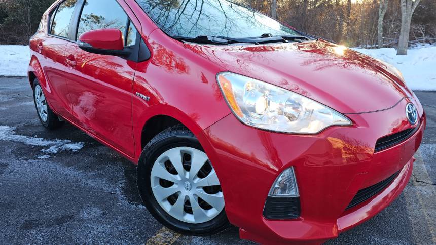 2013 Toyota Prius c Three
