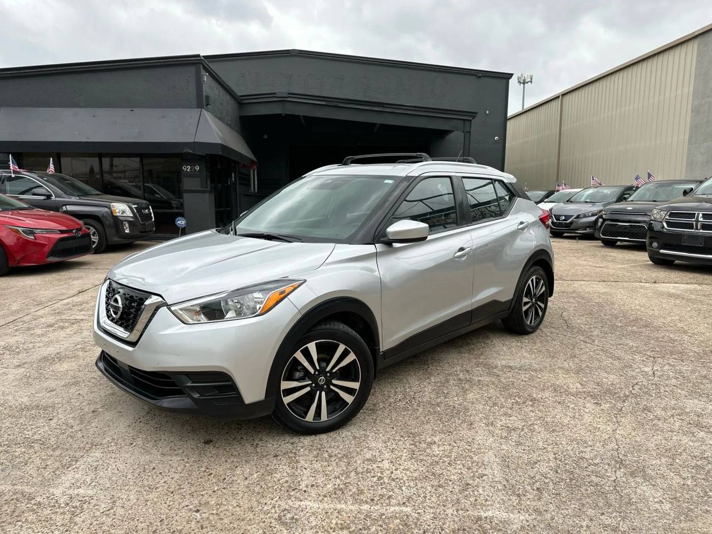 2020 Nissan Kicks SV — SUV — 69,153 mi — Houston, TX
