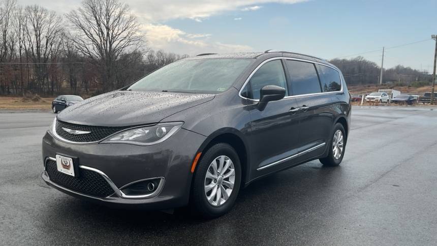 2018 Chrysler Pacifica Touring L — Minivan — 147,139 mi — Forest, VA
