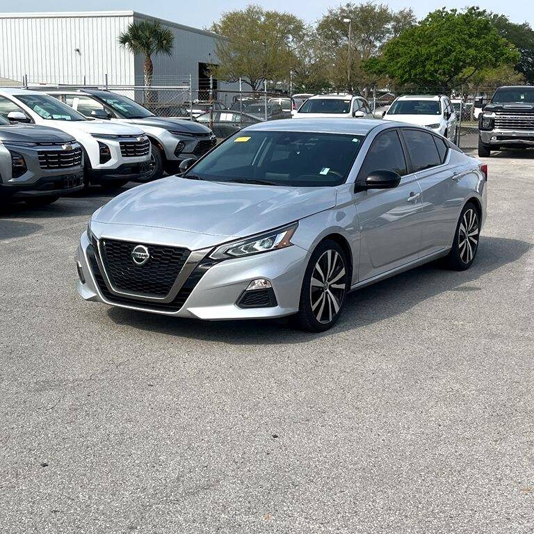 2020 Nissan Altima SR — Sedan — 97,409 mi — Forest, VA