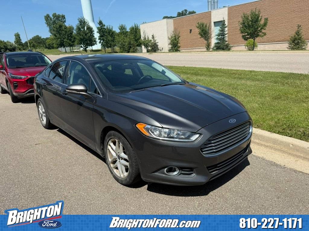 2016 Ford Fusion SE — Sedan — 111,435 mi — Brighton, MI