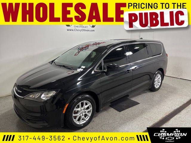 2017 Chrysler Pacifica Touring — Minivan — 137,940 mi — Avon, IN