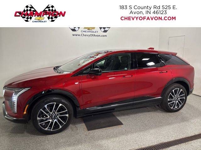 2025 Cadillac OPTIQ Sport 2 — SUV — 8,111 mi — Avon, IN