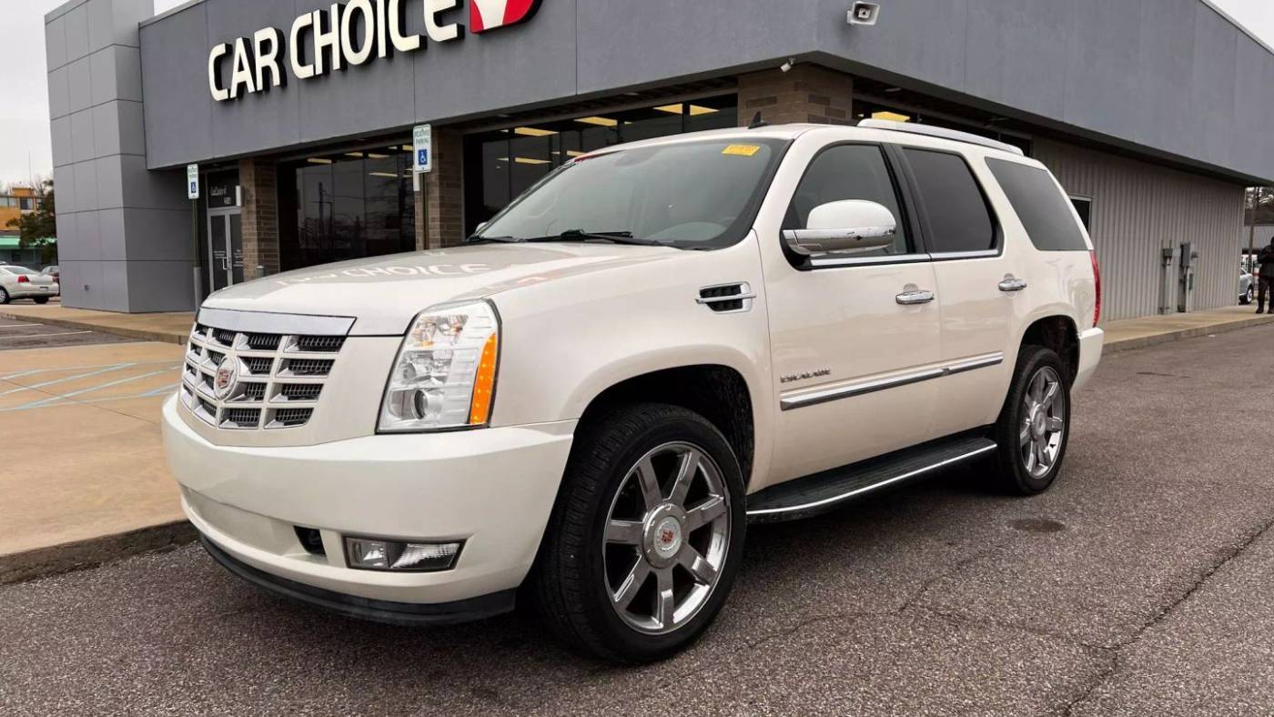 2013 Cadillac Escalade Luxury — SUV — 130,536 mi — Memphis, TN