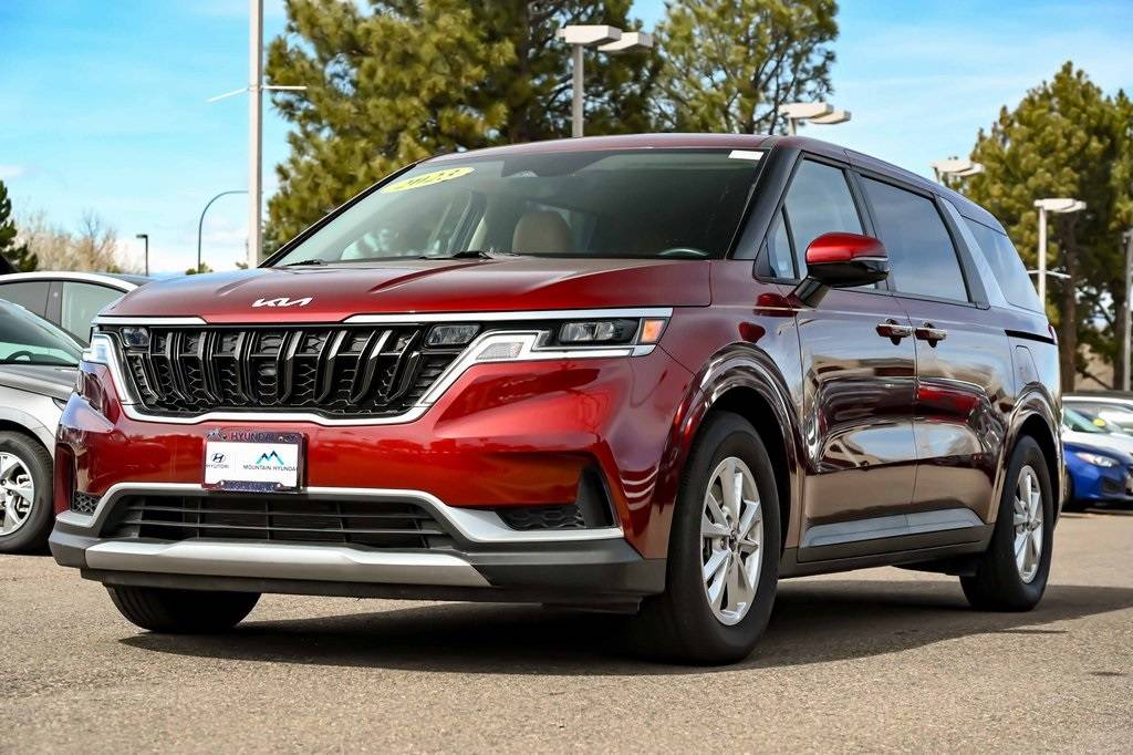 2023 Kia Carnival LXS — Minivan — 16,596 mi — Westminster, CO