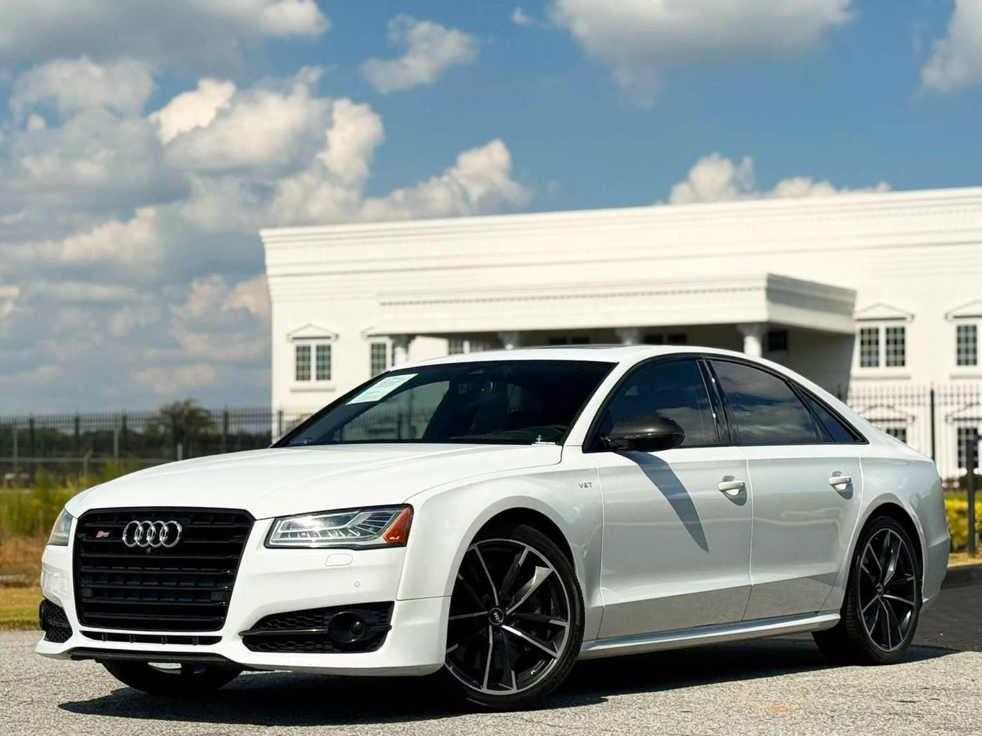 2017 Audi S8 Plus — Sedan — 116,473 mi — Lawrenceville, GA