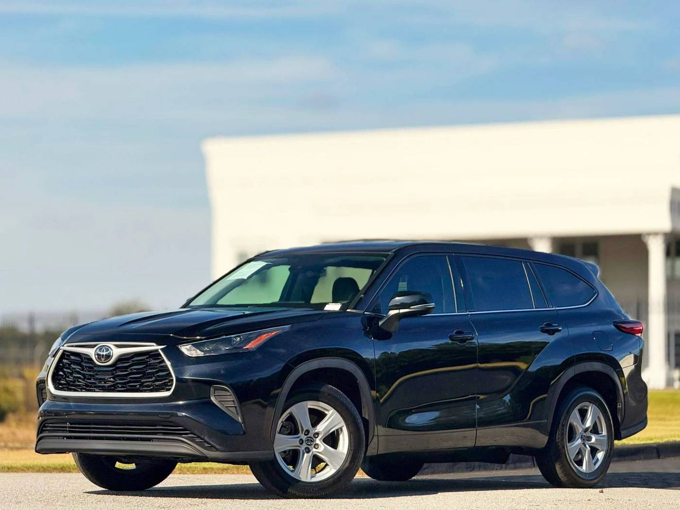 2022 Toyota Highlander L — SUV — 120,389 mi — Lawrenceville, GA