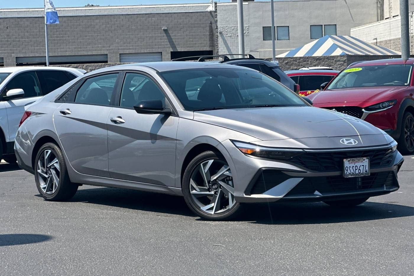 2025 Hyundai Elantra Hybrid Blue — Sedan — 3,956 mi — Fremont, CA