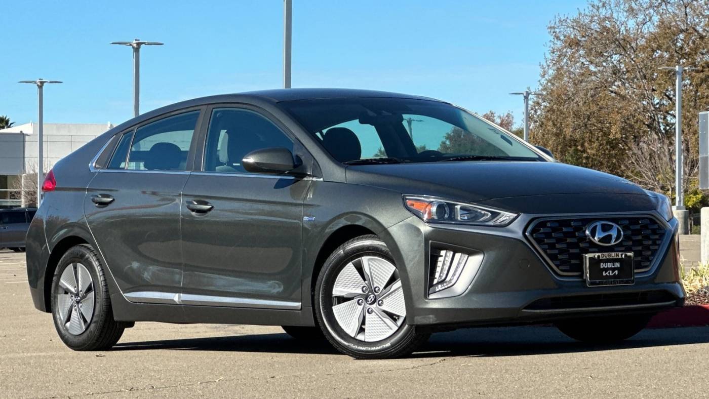 2020 Hyundai Ioniq Hybrid SE — Hatchback — 71,694 mi — Fremont, CA