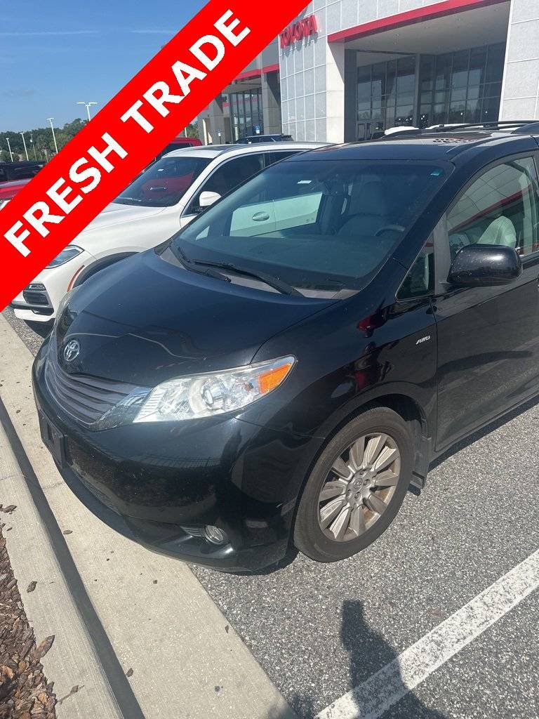 2017 Toyota Sienna XLE — Minivan — 101,598 mi — Ocala, FL
