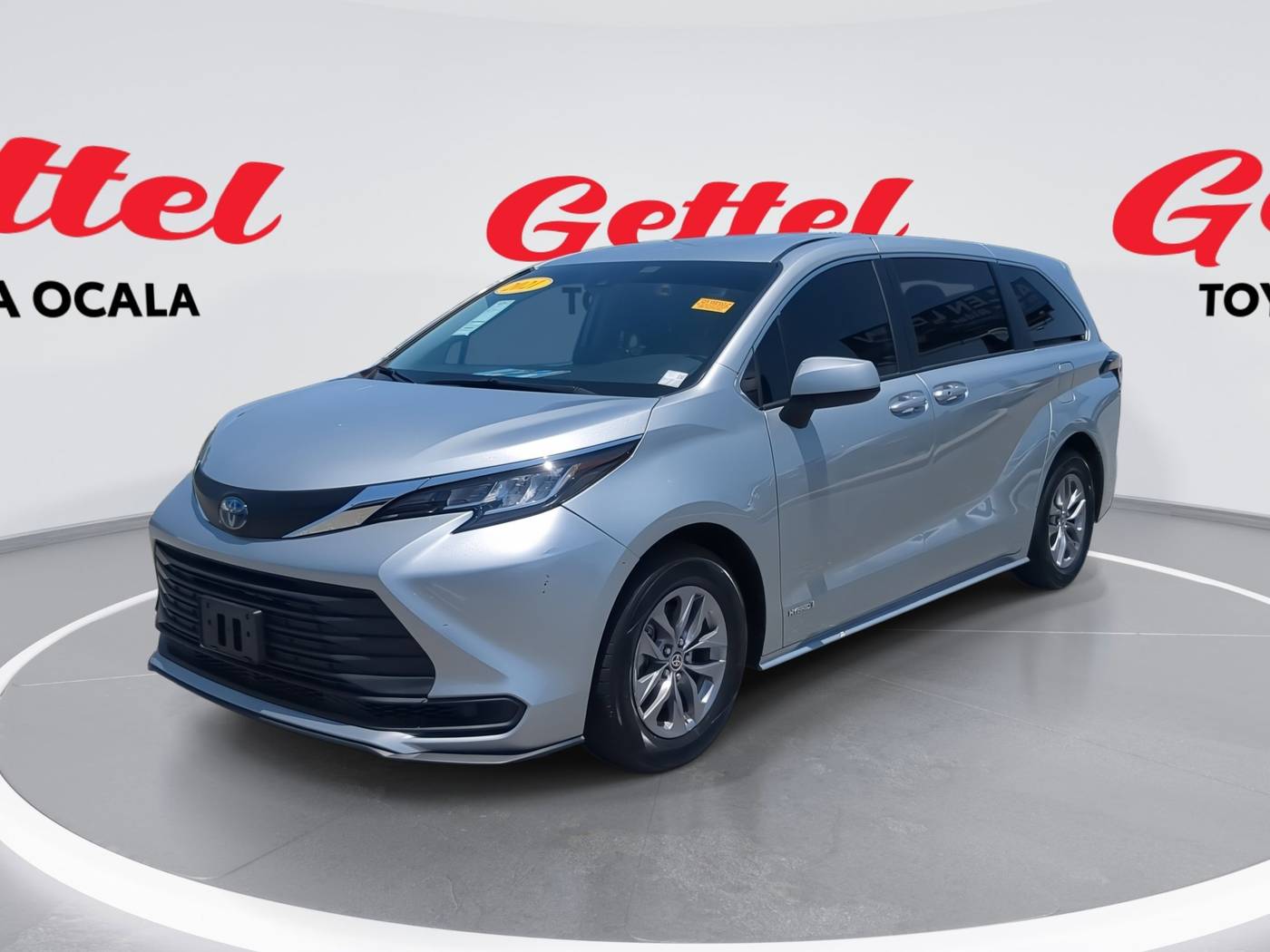 2021 Toyota Sienna LE — Minivan — 100,469 mi — Ocala, FL