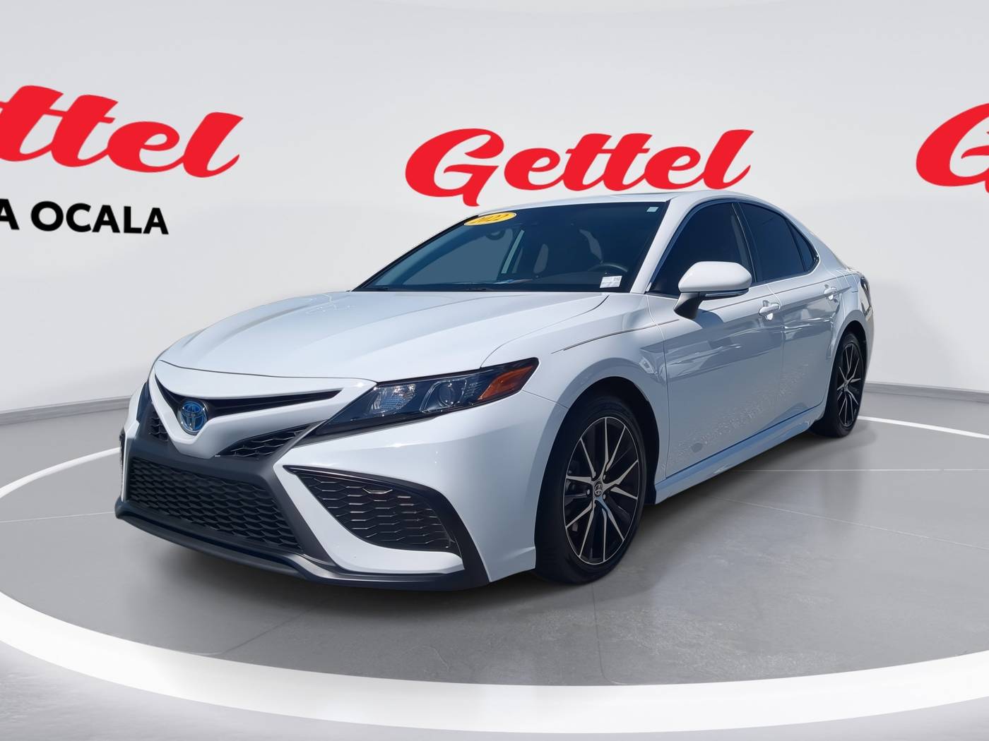 2022 Toyota Camry Hybrid SE — Sedan — 28,753 mi — Ocala, FL
