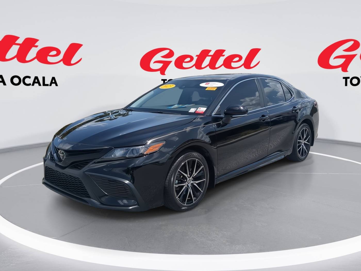 2023 Toyota Camry SE — Sedan — 21,045 mi — Ocala, FL