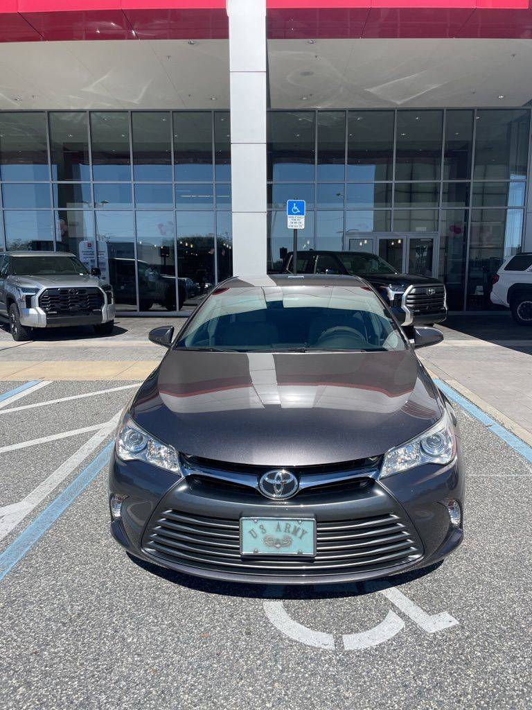 2017 Toyota Camry SE — Sedan — 25,851 mi — Ocala, FL