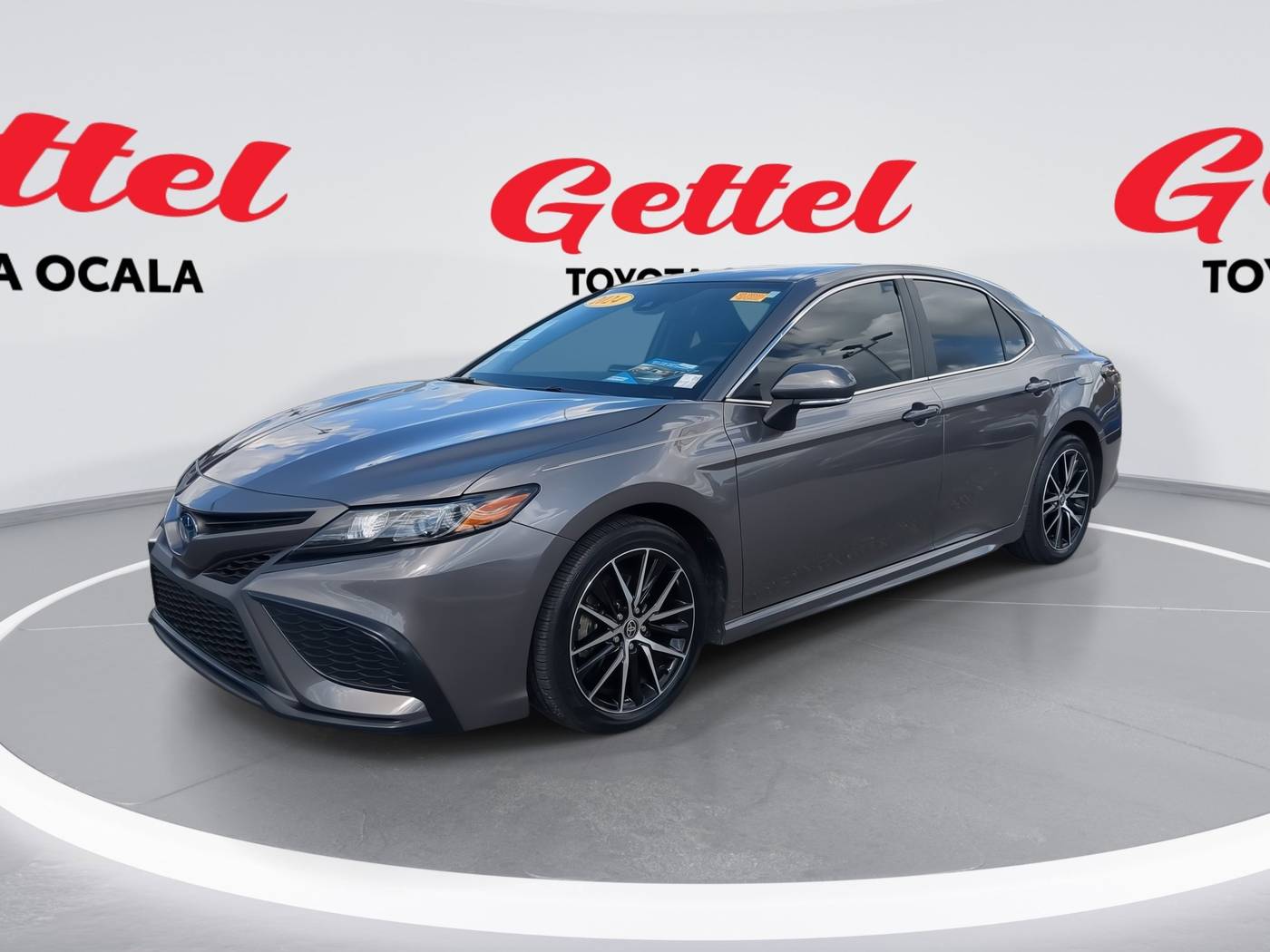 2024 Toyota Camry Hybrid SE — Sedan — 20,498 mi — Ocala, FL