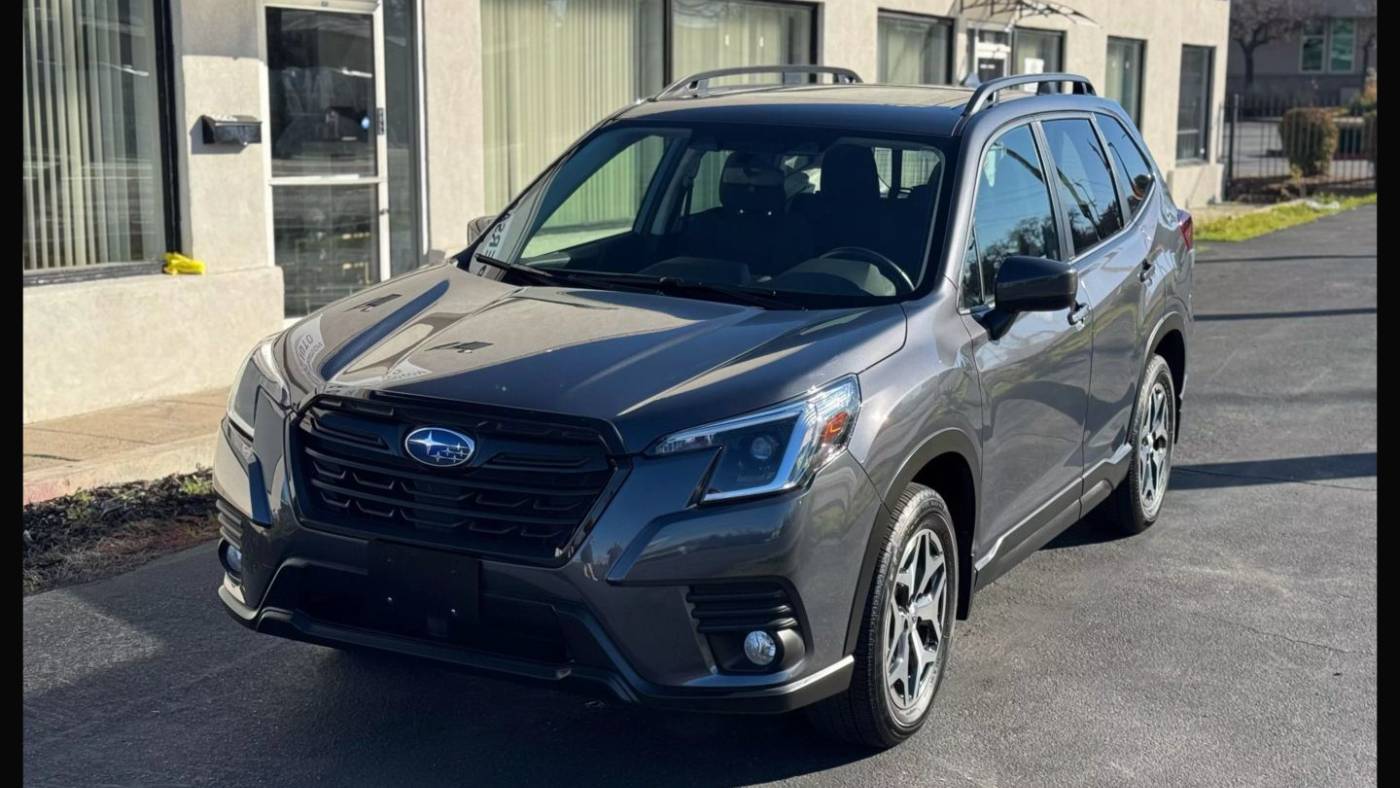 2023 Subaru Forester Premium — SUV — 16,335 mi — Carmichael, CA