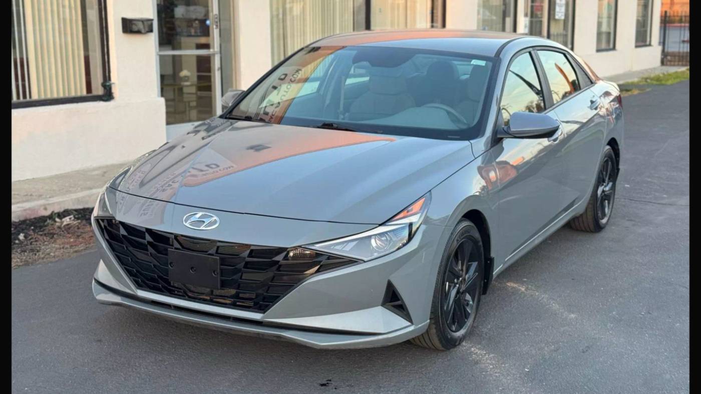 2022 Hyundai Elantra SEL — Sedan — 24,260 mi — Carmichael, CA