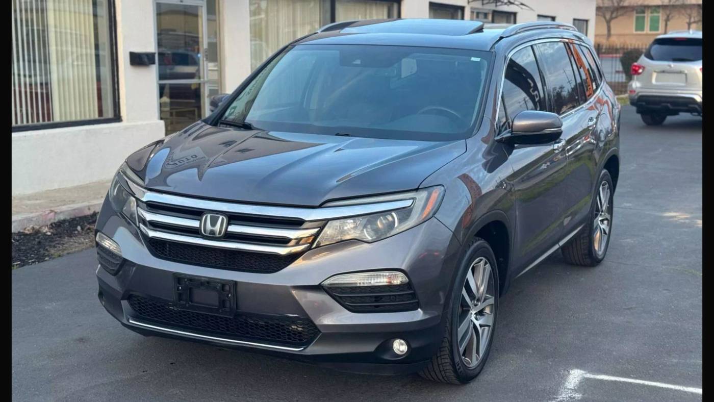 2016 Honda Pilot Touring — SUV — 46,637 mi — Carmichael, CA