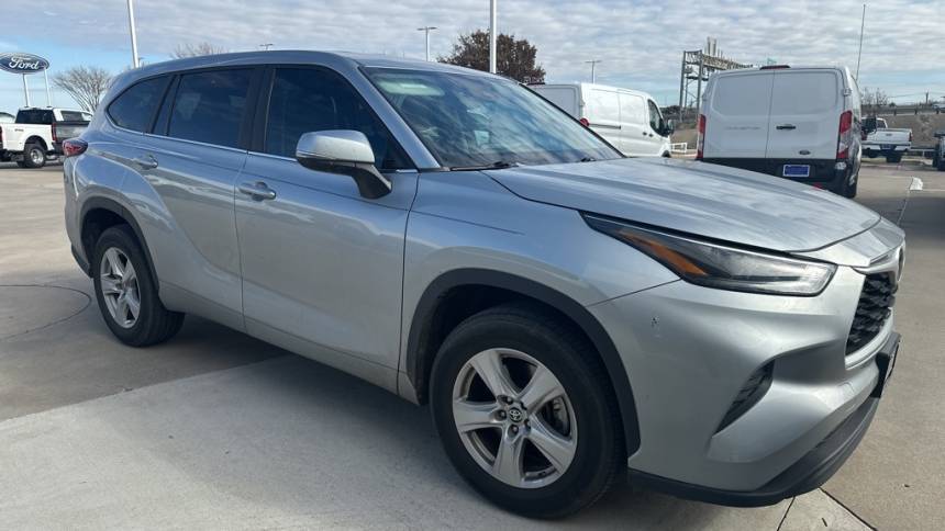 2023 Toyota Highlander L — SUV — 33,119 mi — Arlington, TX